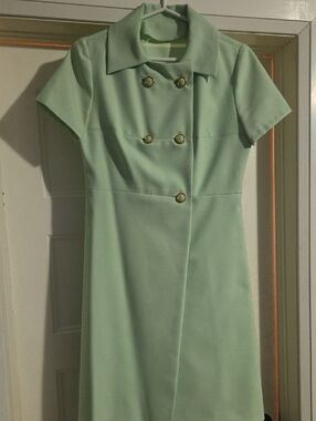 Mint Green Short-Sleeve Double-Breasted Dress